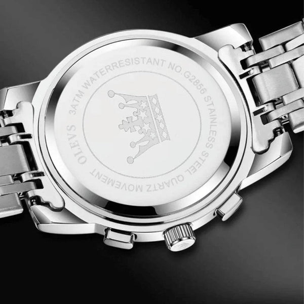 Fond du boîtier en acier et bracelet métallique de la montre OLEVS Grenoble