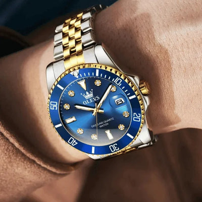 Montre chronographe homme Provence bleue vue rapprochée poignet