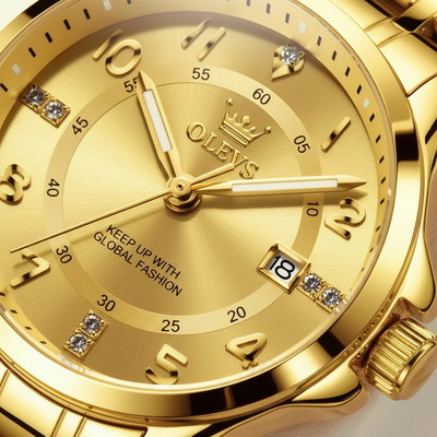 Gros plan sur le cadran doré et les index sertis de la montre OLEVS Valentine