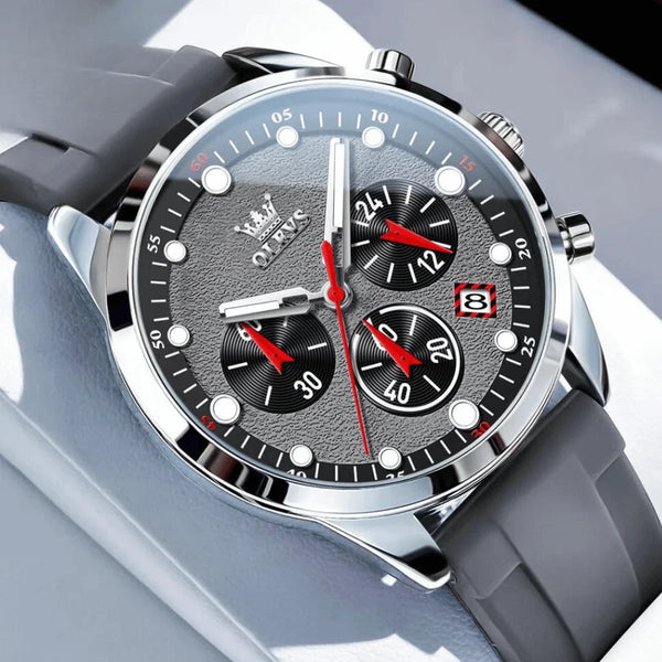 Détail compteurs cadran montre sport Marseille grise